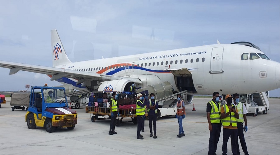 Govt decides to resume rescue, chartered flights