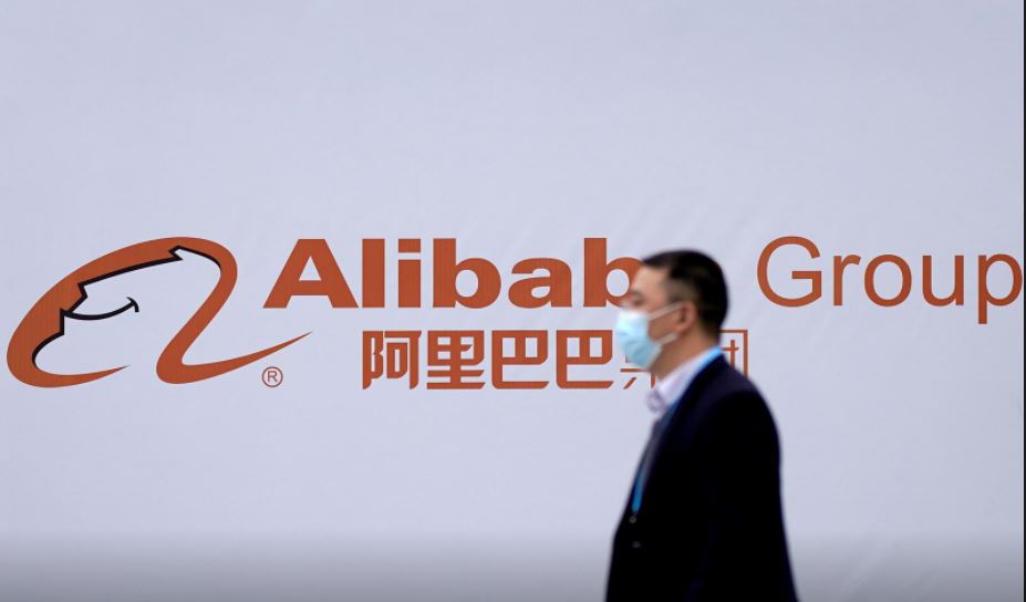 Alibaba shares in HK tumble on China probe
