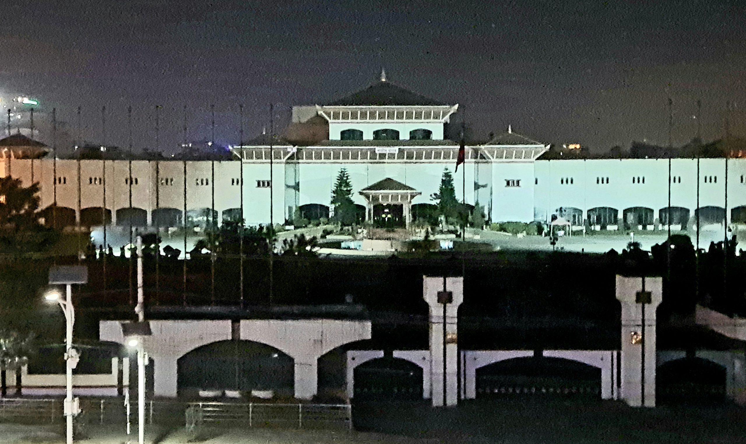 House meeting postponed until Sunday