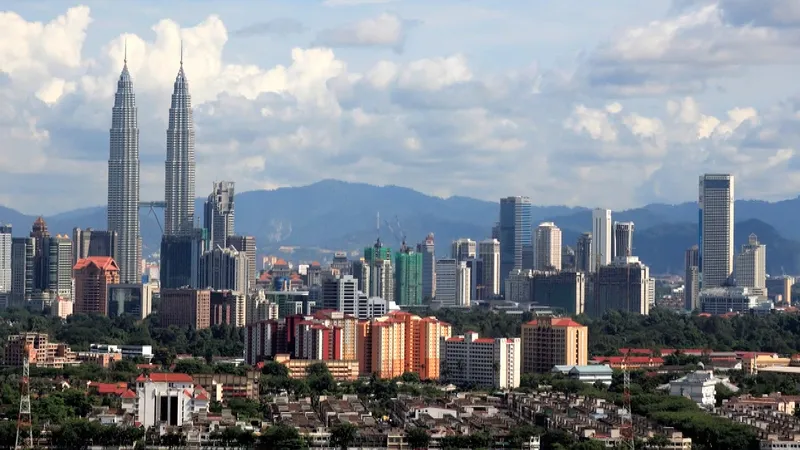 Malaysia to hire 500,000 Nepali workers