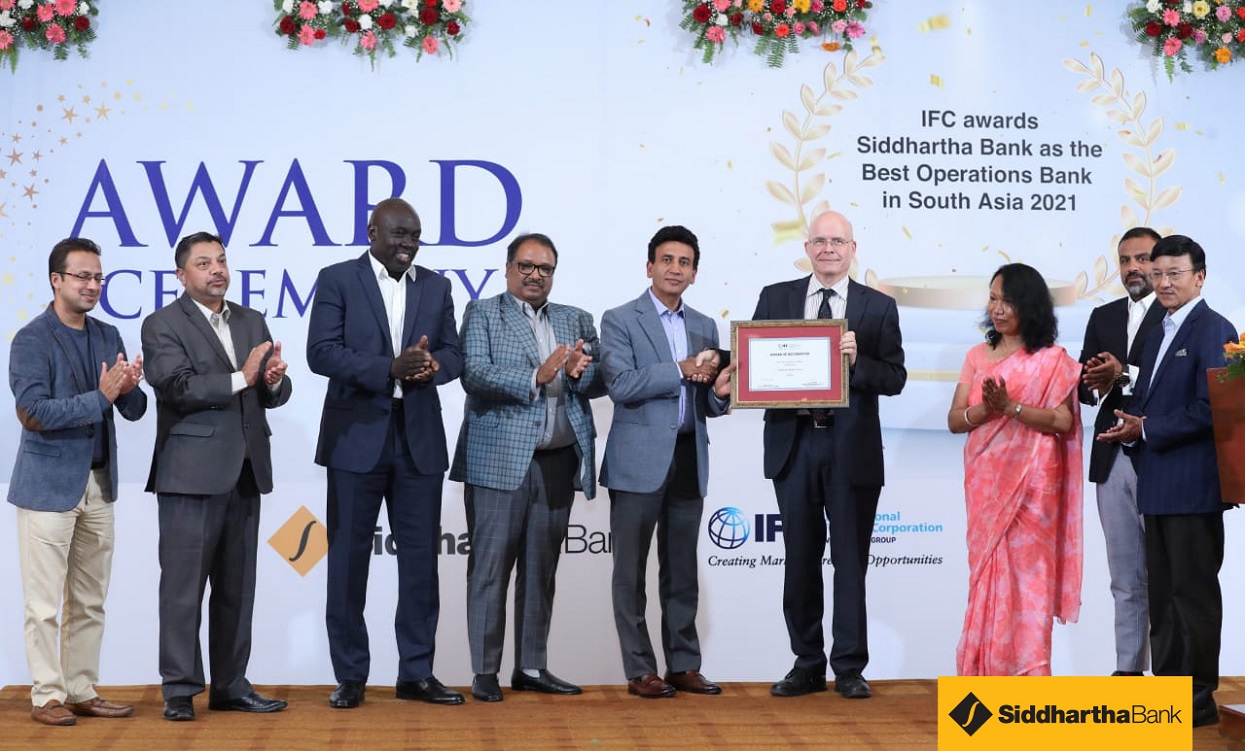 Siddhartha Bank bags ‘Best Operations Bank’ award from IFC