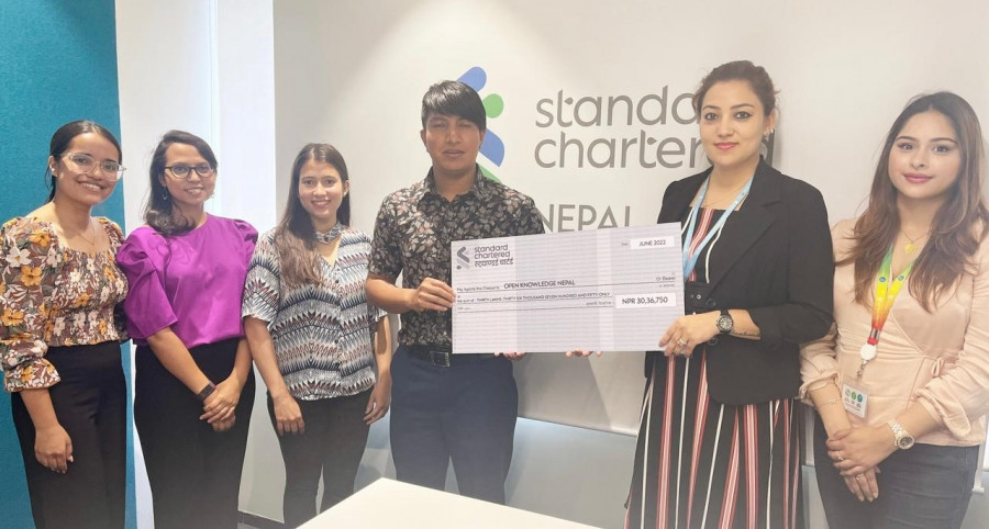 Standard Chartered Bank donates Rs 30 lakhs for Open Knowledge Nepal