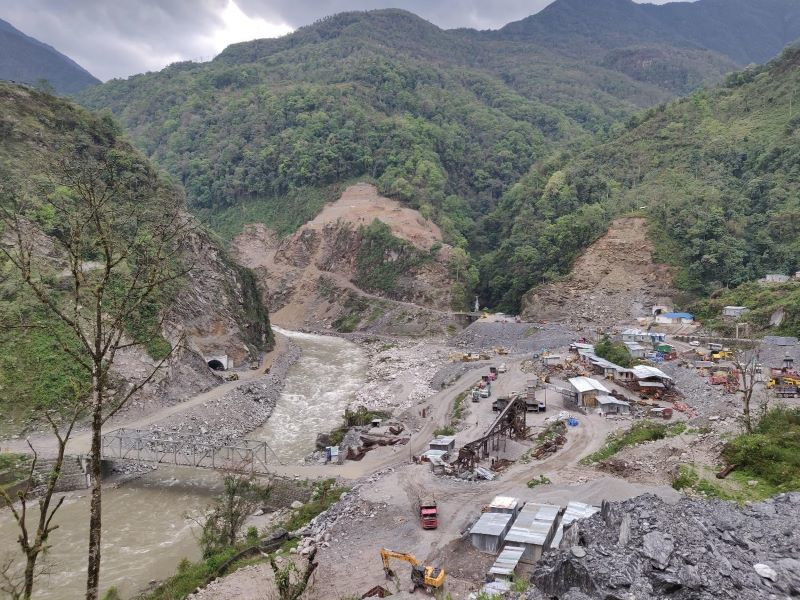 Arun River was blocked at the hydro construction site by dry landslide