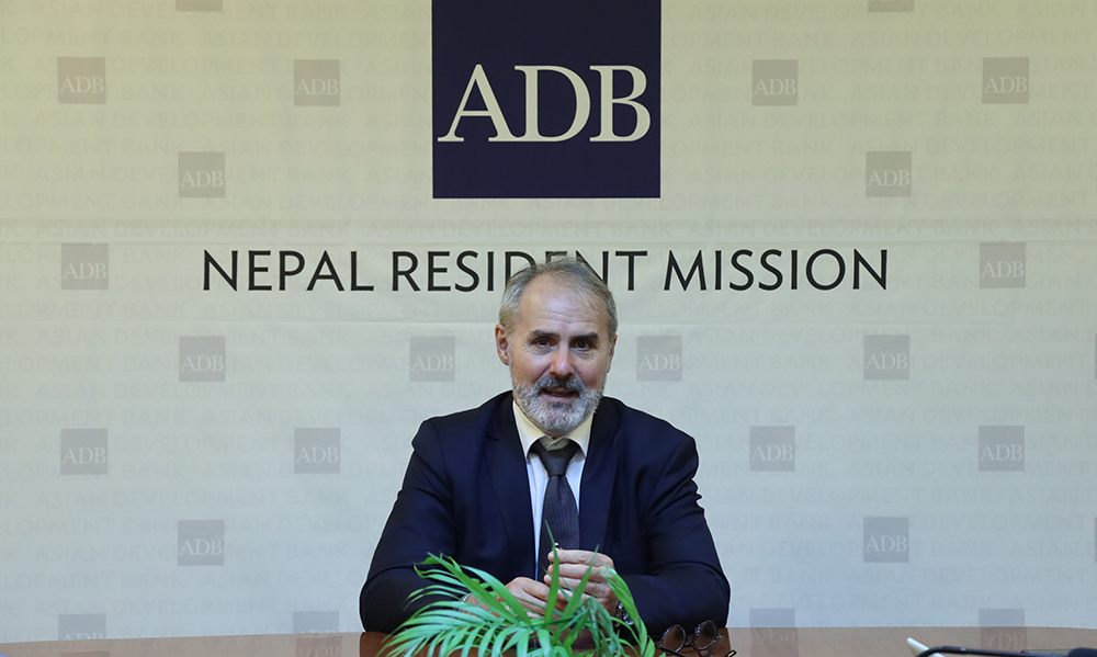Arnaud Cauchois adb front Fiscal Nepal