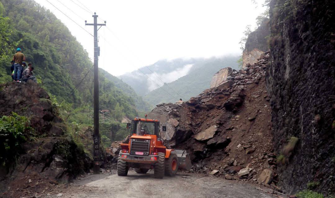 Govt cancels 12 irrigation contracts, begins process to terminate 40 more road projects over prolonged delays