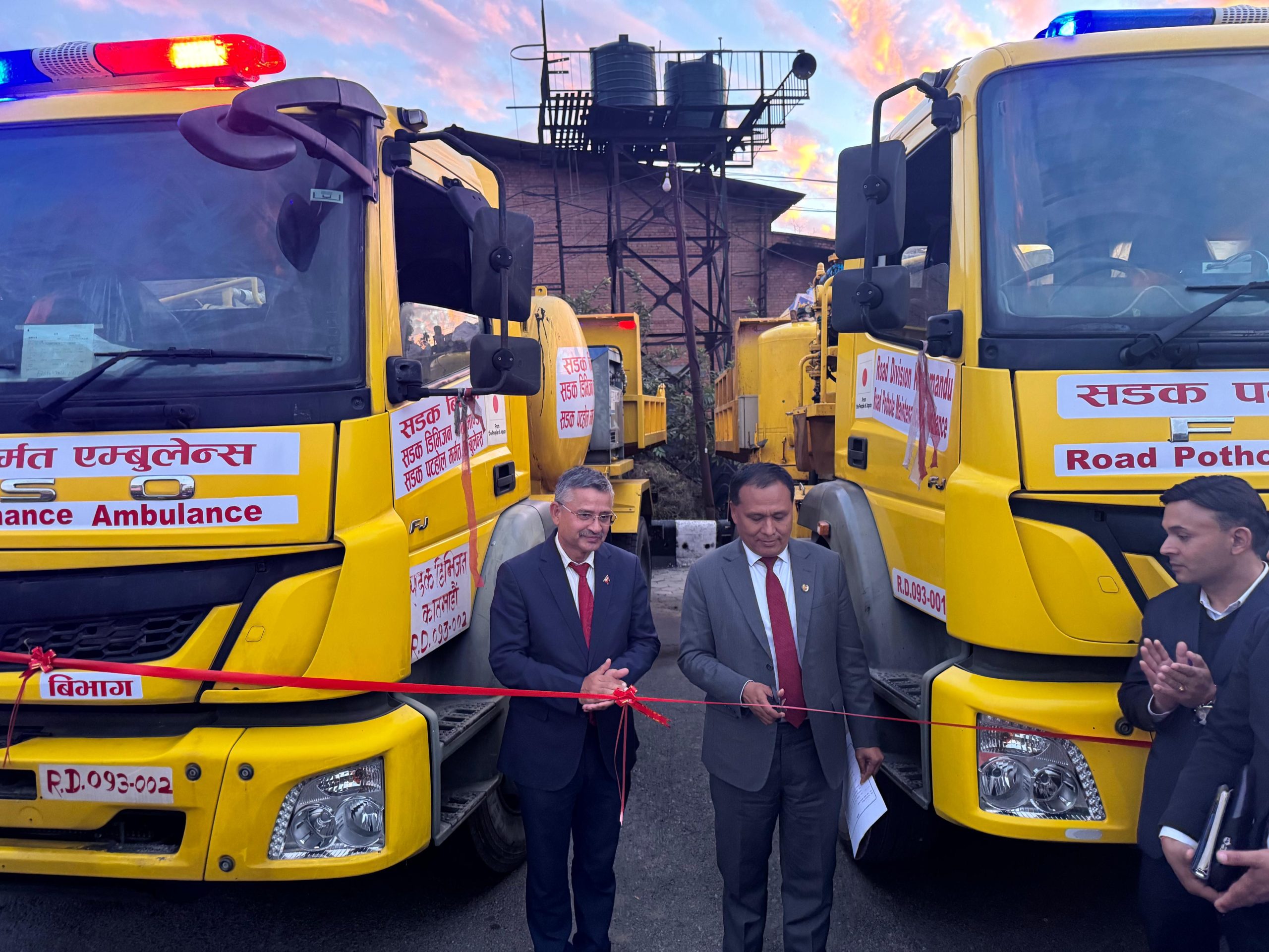 “Road ambulance” launched in Kathmandu for immediate pothole repair