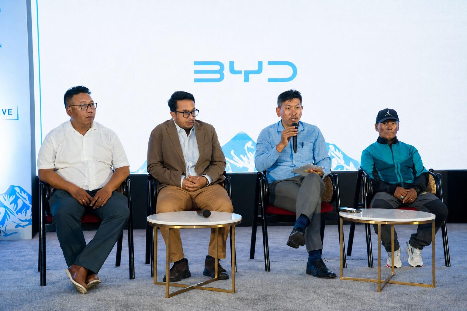 SPCC and CBCF strengthen Everest 1° initiative to boost sustainable waste management in Everest region